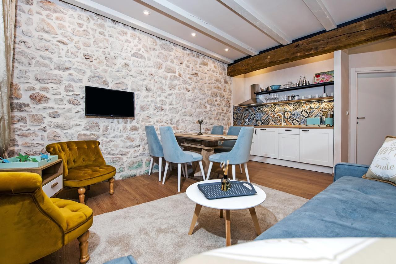 Apartments Casa De Amicis Rovinj Exterior foto